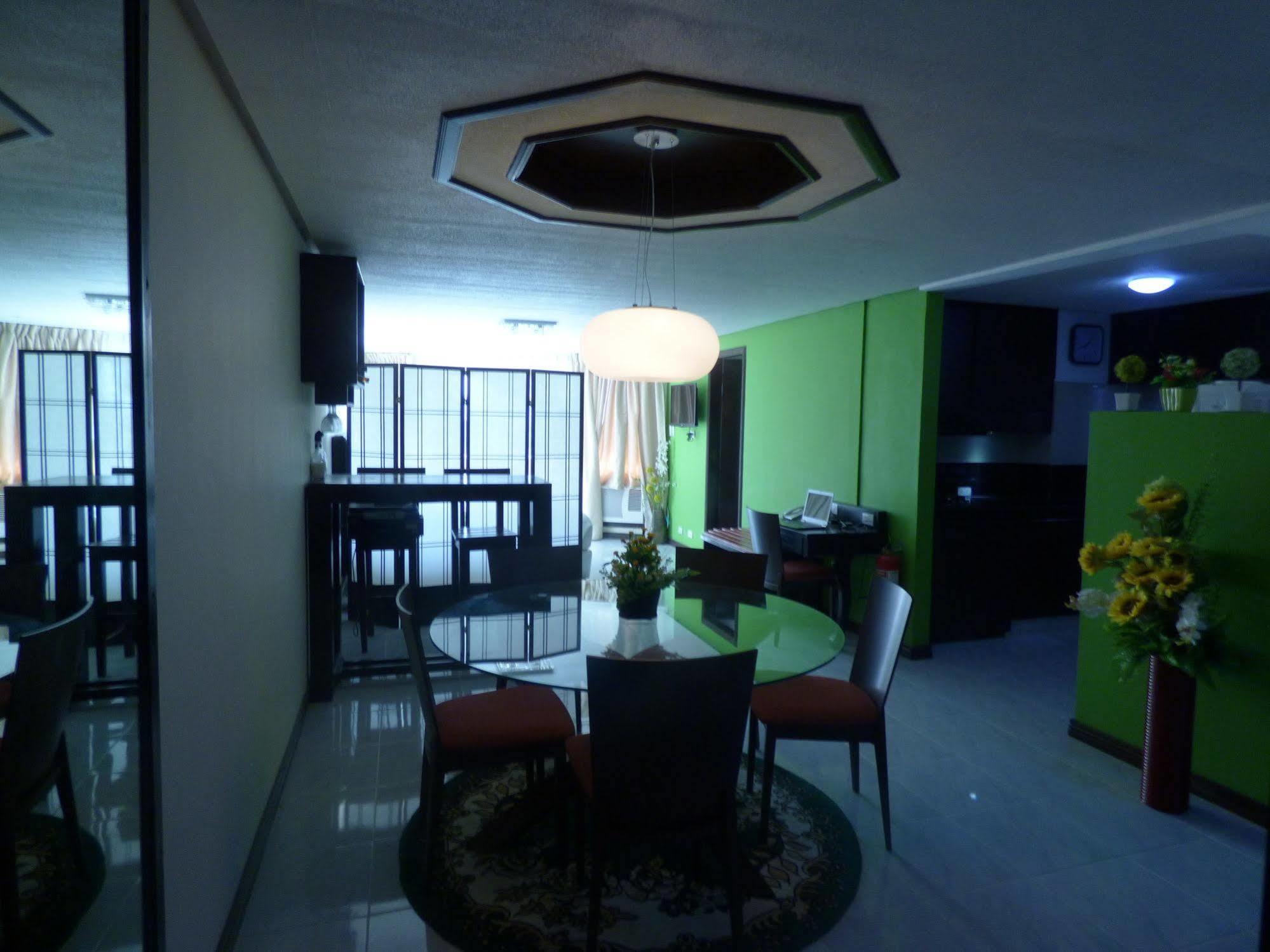 Manila Bay Serviced Apartments Extérieur photo