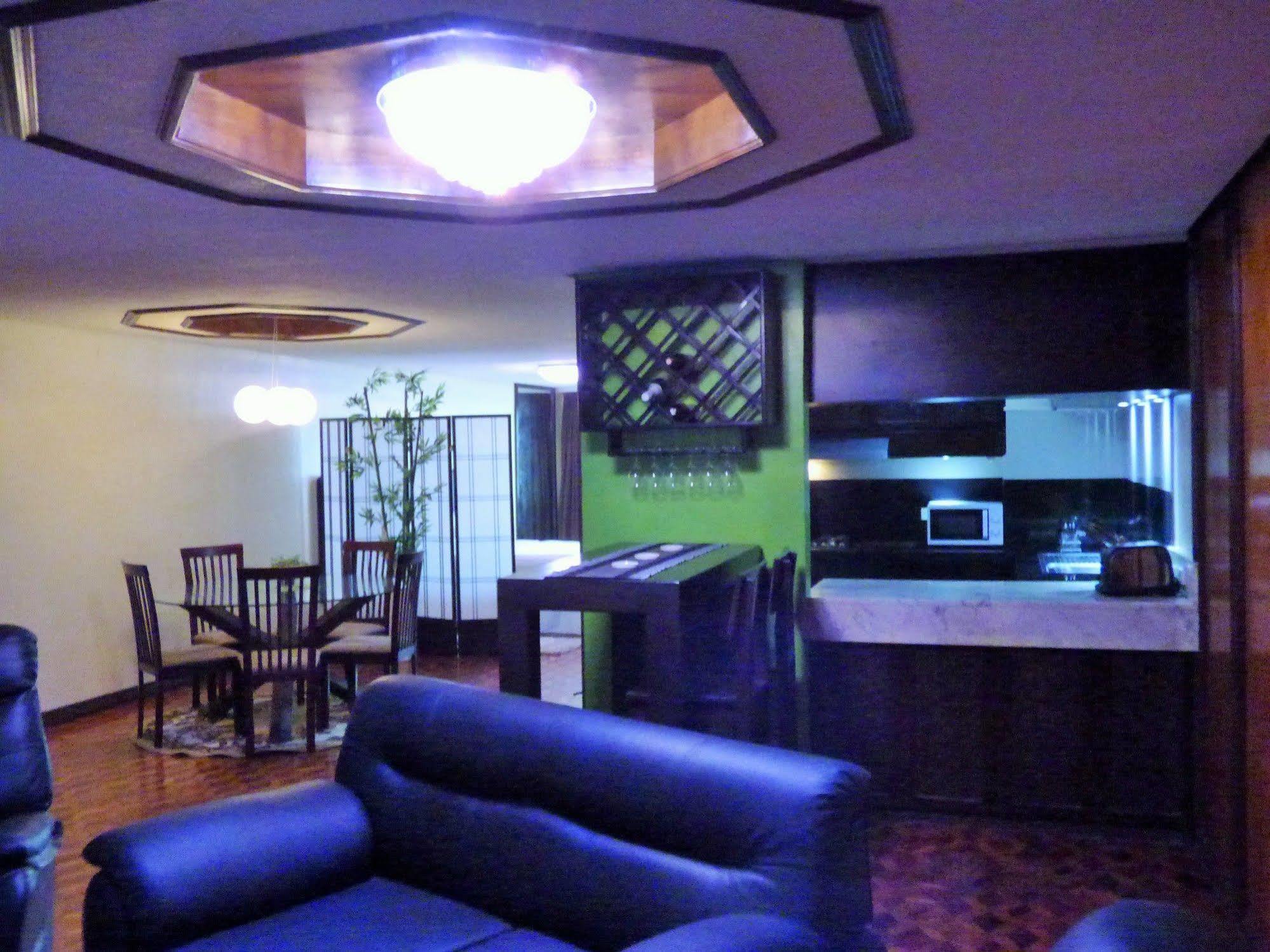 Manila Bay Serviced Apartments Extérieur photo